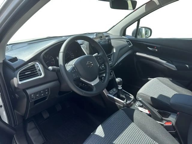 Suzuki S-Cross AllGrip Hybrid