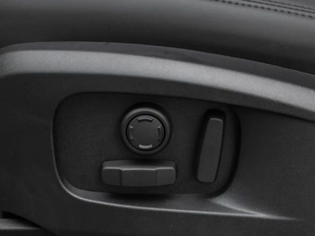 Land Rover Defender 110 D200 Dynamic SE