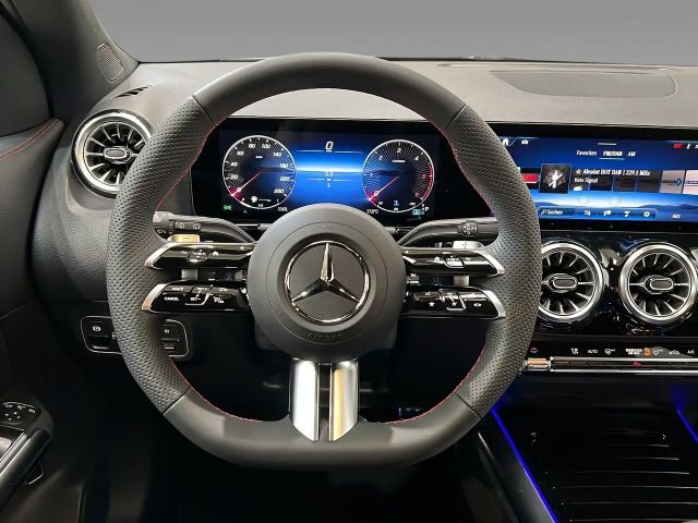 Mercedes-Benz GLA 200 AMG Line GLA 200 d