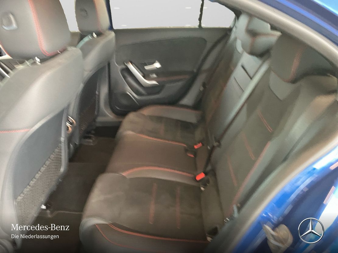 Mercedes-Benz A 220 4MATIC