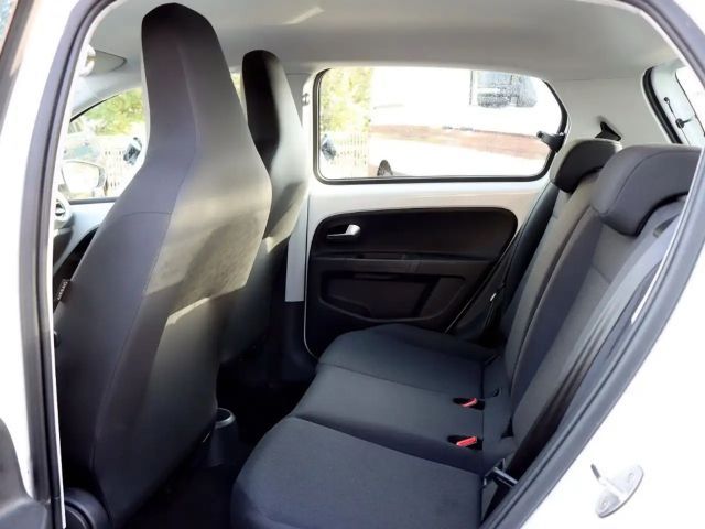 Volkswagen up! Move Move up!