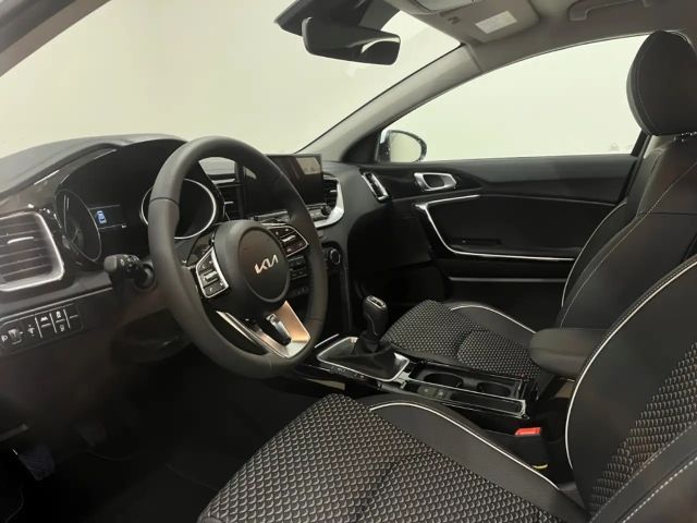 Kia XCeed GDi Vision