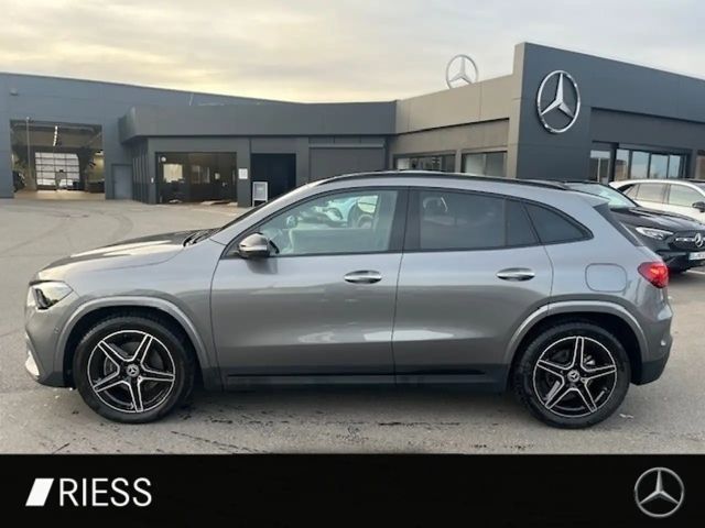 Mercedes-Benz GLA 200 4MATIC GLA 200 d