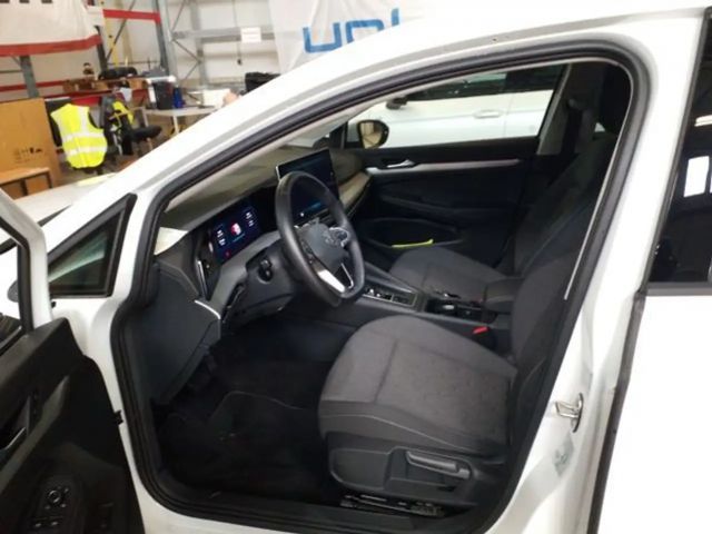 Volkswagen Golf Life eHybrid