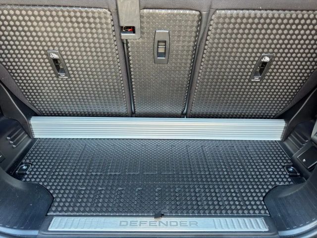 Land Rover Defender 90