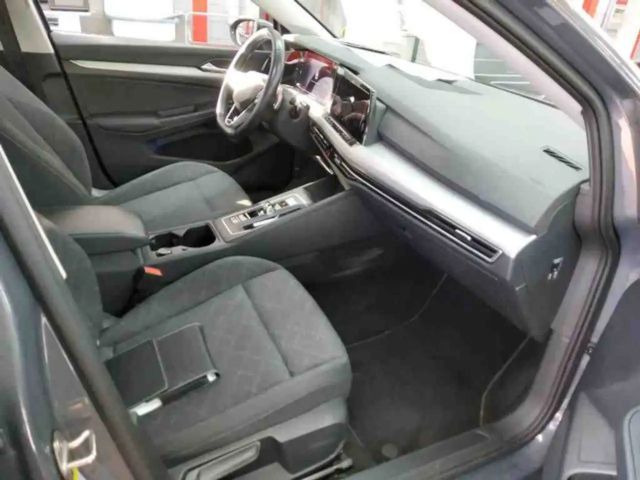 Volkswagen Golf 2.0 TDI DSG Life Variant