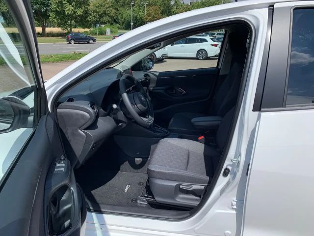 Toyota Yaris Comfort Hatchback