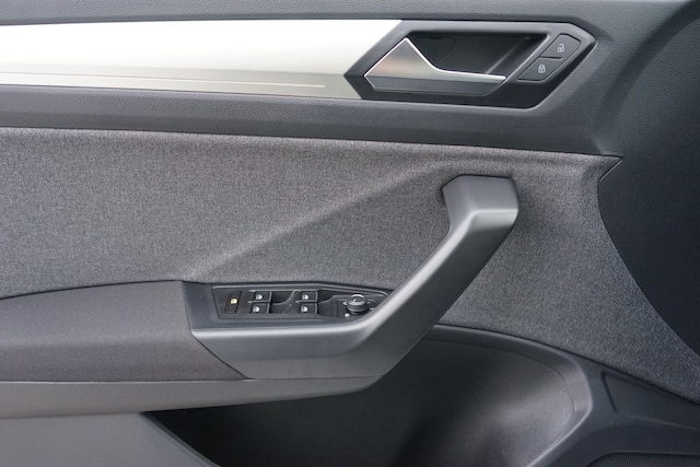 Volkswagen T-Roc 1.0 TSI Move