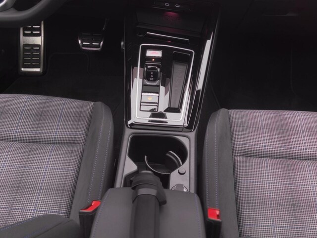 Volkswagen Golf 1.5 TSI GTE eHybrid