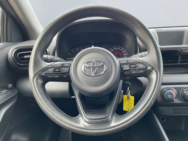 Toyota Yaris 1.0 VVT-i Comfort Hatchback