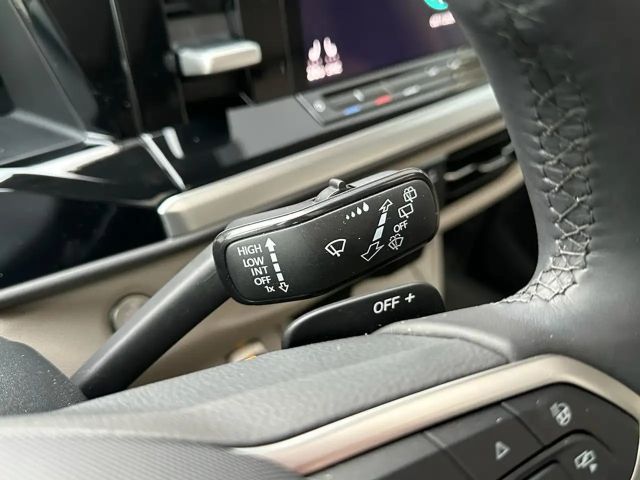 Volkswagen Multivan 2.0 TDI DSG Style T7