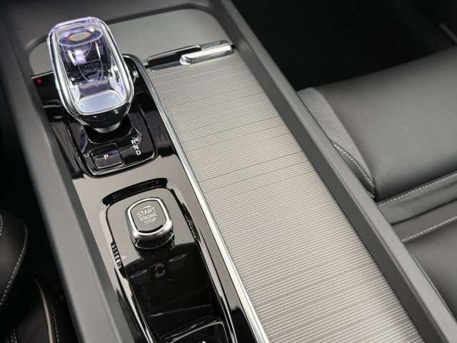 Volvo XC60 AWD Plus Recharge T8