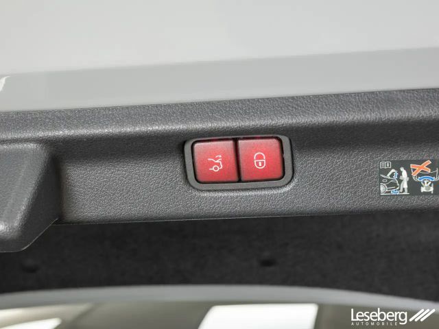 Mercedes-Benz EQE 500 AMG Line Sedan