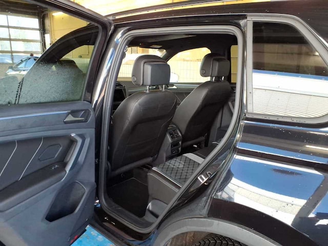 Volkswagen Tiguan 2.0 TSI DSG IQ.Drive R-Line