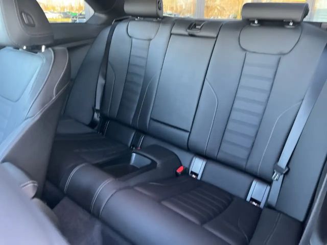 BMW 218 218i Coupé M-Sport