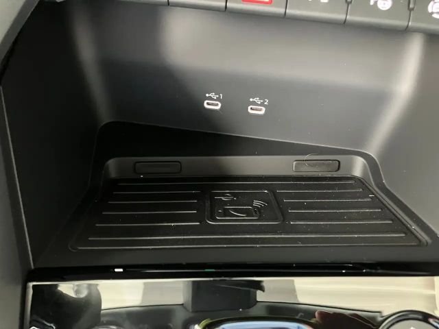 Audi A3 45 TFSI Hybride S-Line Sedan