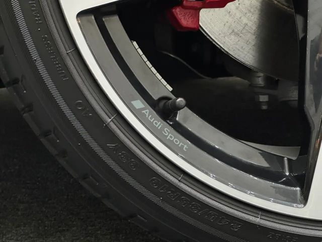 Audi TT 40 TFSI Cabriolet S-Line