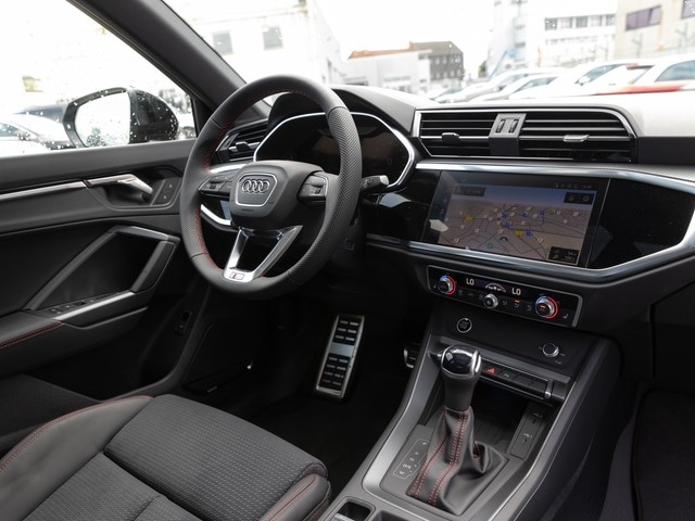 Audi Q3 35 TFSI S-Line S-Tronic