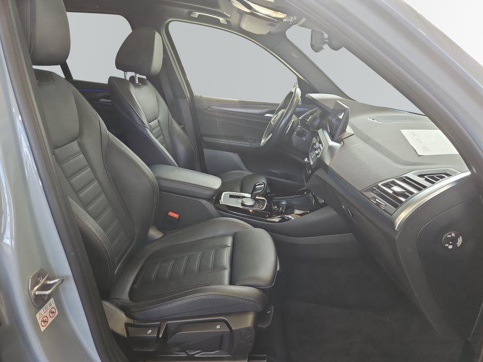 BMW X3 xDrive30i