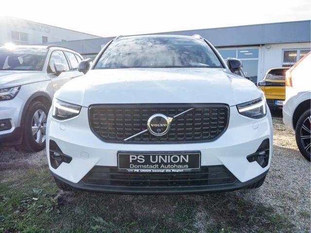 Volvo XC40 Dark Plus