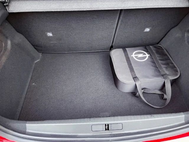 Opel Corsa Corsa Elektric 3-Phasen 11KW Charger  Allwetterrei