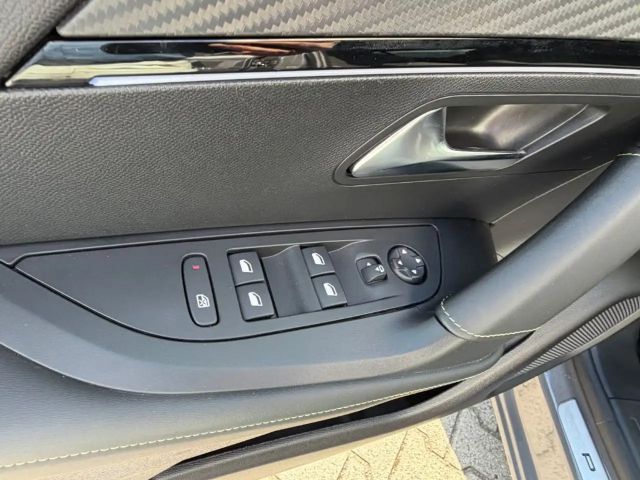 Peugeot 2008 BlueHDi EAT8 GT-Line