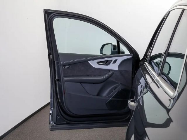 Audi SQ7 SUV TFSI tiptronic
