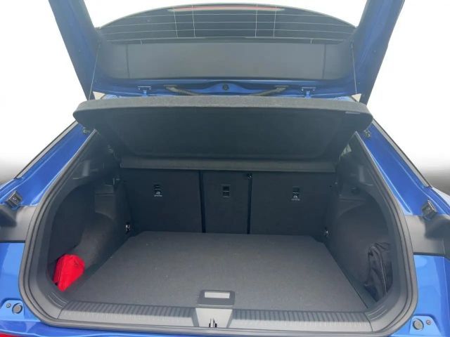 Volkswagen T-Roc 1.5 eTSI DSG R-Line