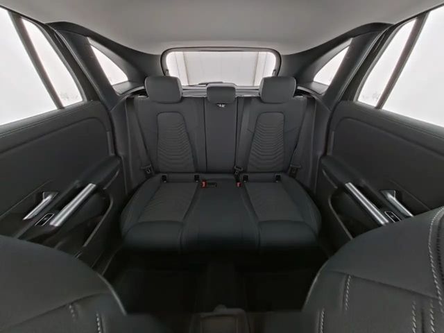 Mercedes-Benz GLA 180 Progressive