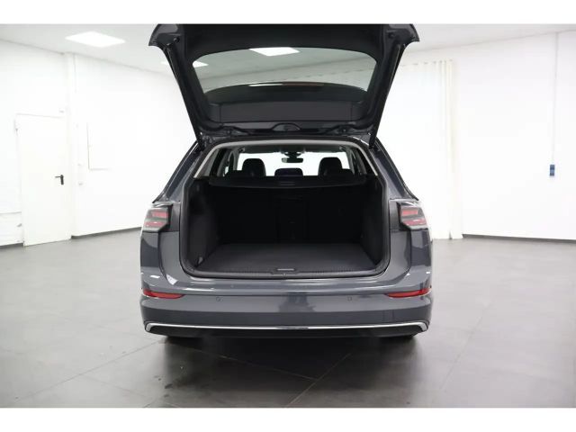 Volkswagen Golf 2.0 TDI DSG Golf VIII Variant