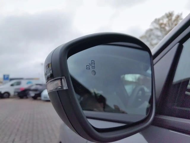 Peugeot E-208 Allure Pack