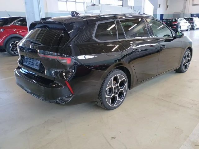Opel Astra Sports Tourer Ultimate