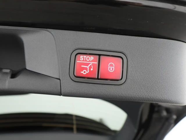 Mercedes-Benz B 220 AMG Line B 220 d