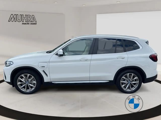 BMW X3 xDrive30e