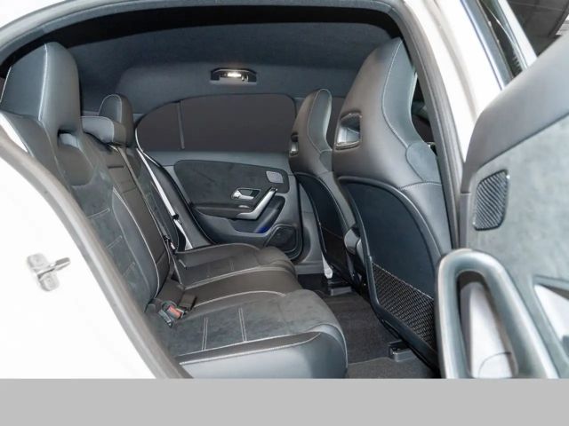 Mercedes-Benz A 180 Hatchback