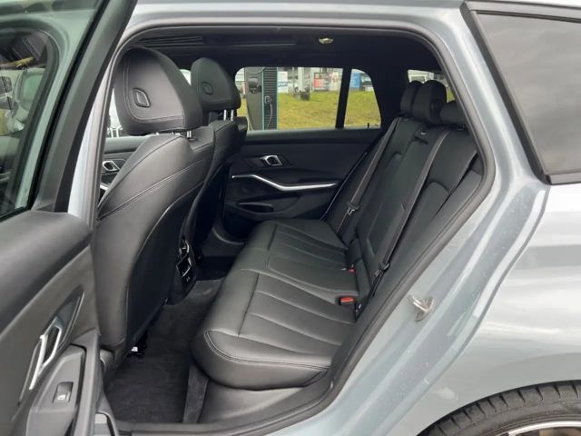 BMW 330 M-Sport Touring xDrive