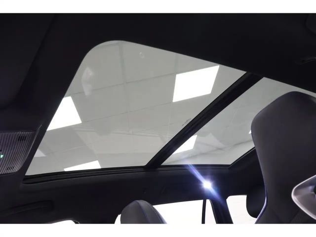 Volkswagen Passat 2.0 TDI R-Line Variant