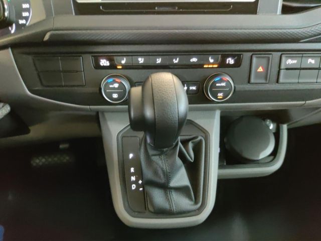 Volkswagen Caravelle 2.0 TDI DSG T6