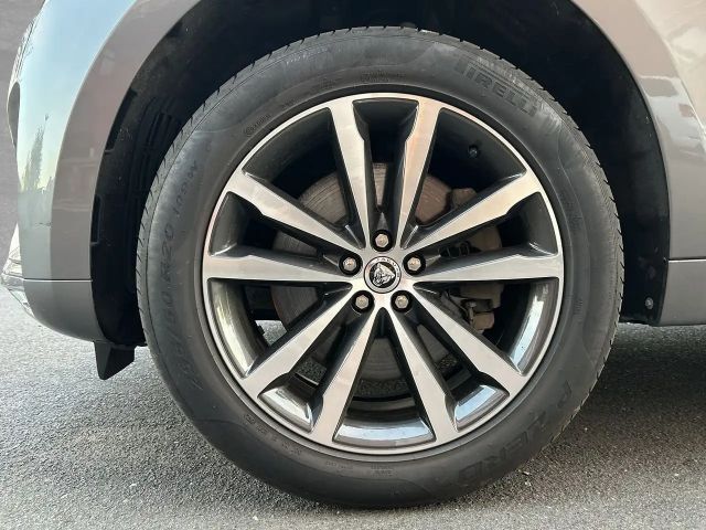 Jaguar F-Pace AWD D300 R-Dynamic