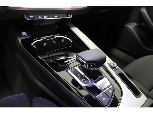 Audi A4 40 TFSI Avant S-Tronic