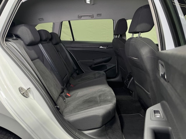 Volkswagen Golf 2.0 TDI DSG Life Variant