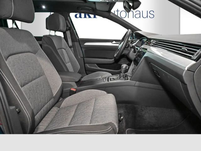Volkswagen Passat 2.0 TDI Business DSG Variant