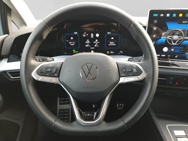 Volkswagen Golf 1.5 eTSI DSG