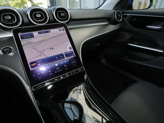 Mercedes-Benz C 180 Sedan