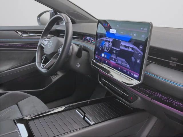 Volkswagen ID.7 IQ.Drive Pro