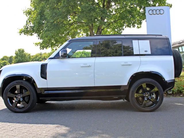 Land Rover Defender 110 Dynamic SE