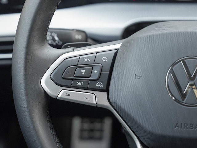 Volkswagen Golf 1.5 eTSI DSG