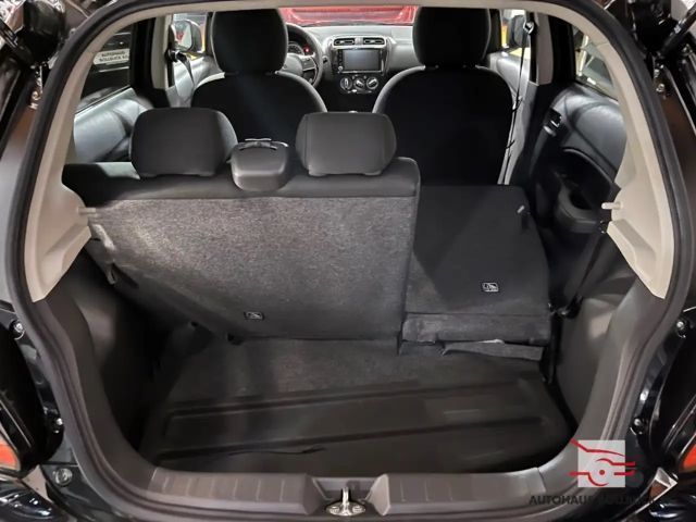 Mitsubishi Space Star Star