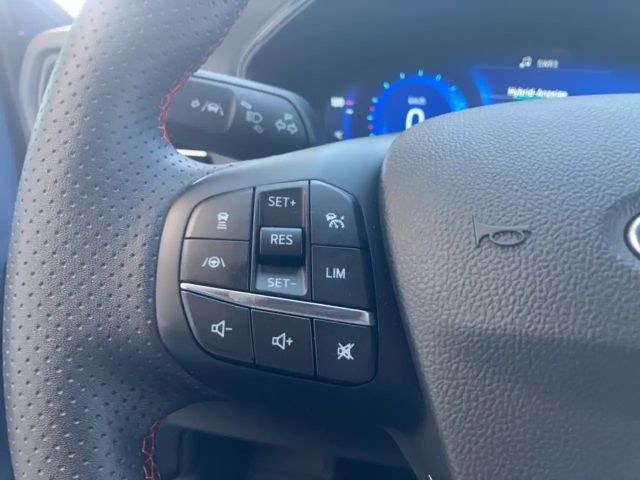 Ford Focus EcoBoost ST Line Wagon