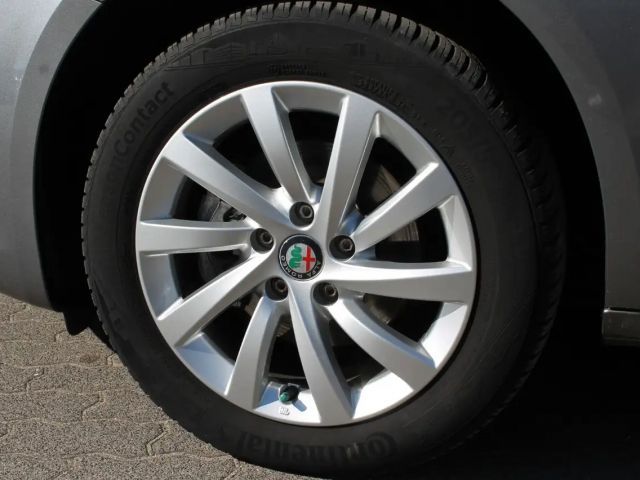 Alfa Romeo Giulietta 1.4 120 PS Navi, DAB, Allwetter